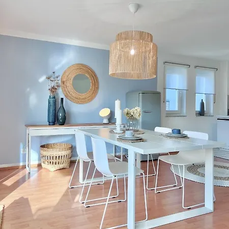 Apartment Timeless Apartment: Free Parking + Balcony + Netflix *