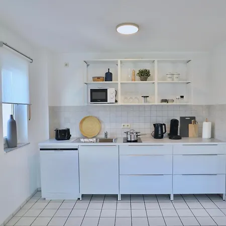 Timeless Apartment: Free Parking + Balcony + Netflix * Вупперталь