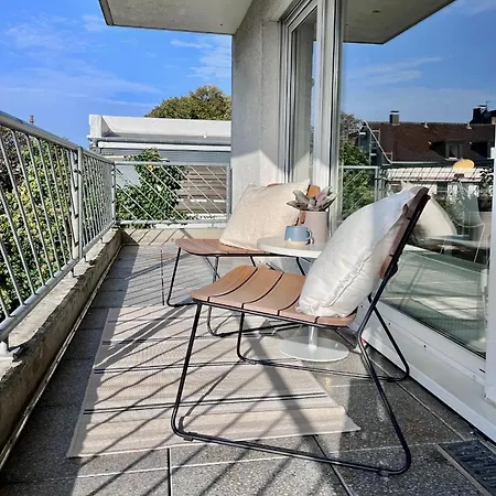 Timeless Apartment: Free Parking + Balcony + Netflix Вупперталь