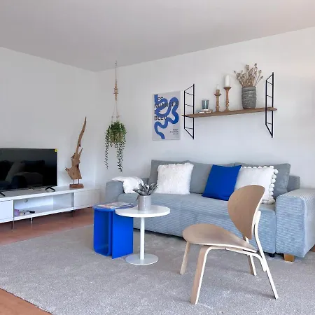 Апартаменты Timeless Apartment: Free Parking + Balcony + Netflix Вупперталь